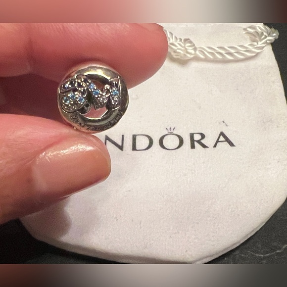 Pandora UNICEF We Can Do Anything Limited Edition Charm - Picture 1 of 8